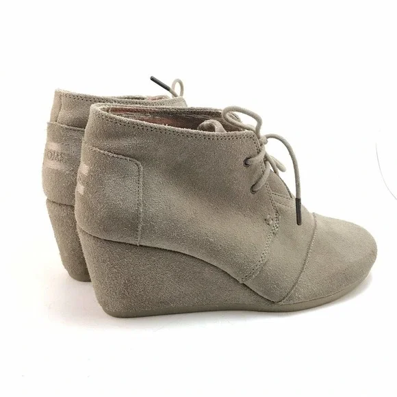 TOMS Desert Tan Taupe Suede Lace-Up Ankle Boots Wedge Booties Size W9 - Picture 4 of 12